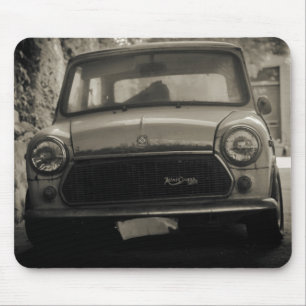 1975 Old Mini Cooper 1300 Mauspad