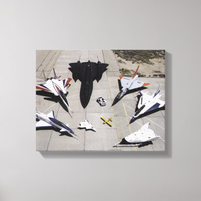 1997 Flotte von Dryden Research Aircraft auf Ramp Leinwanddruck (Vorderseite)