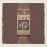 19. Hochzeitstag Dunkle Bronze Schal<br><div class="desc">Dieses Design besteht aus meiner Rose Herzgrafik zusammen mit Ihrem Jubiläumsjahr und "Bronze" in kalligrafischem Schriftart als Gestaltungselement. Ich kann Ihnen bei jedem neuen Design oder jeder Anpassung,  die Sie wünschen,  helfen,  einfach mich und ich komme gleich zurück!</div>