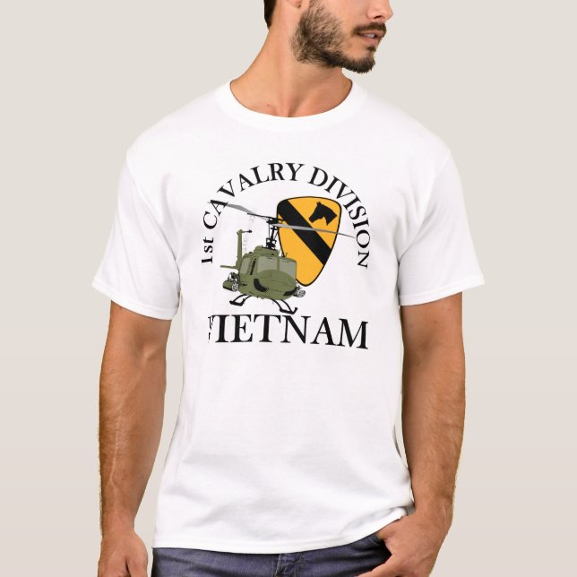 1. Cav Vietnam Tierarzt T-Shirt (Vorderseite)