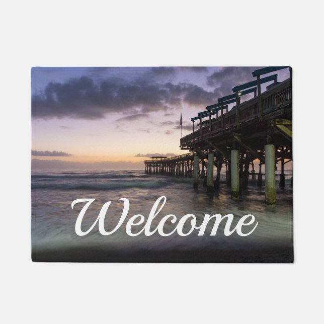 1. Dawn Cocoa Pier Willkommen Türmchen Fußmatte (Vorderseite)