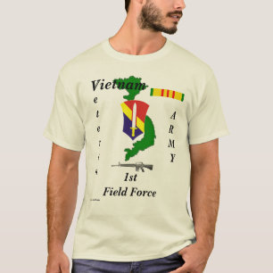 1. Feld Kraft-t T-Shirt