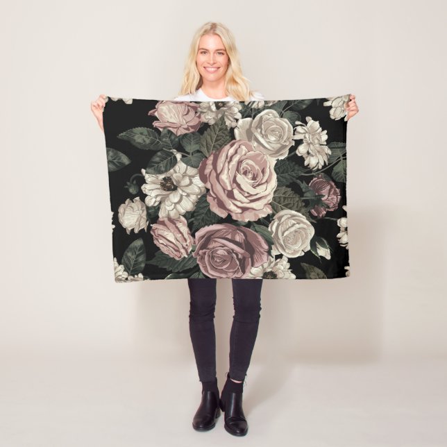 1 FLEECEDECKE (Beispiel)