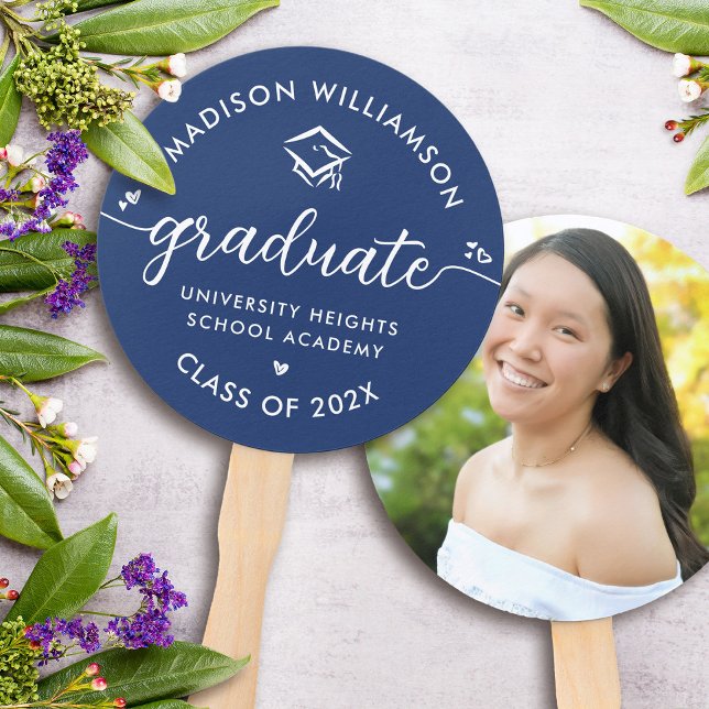 1 Foto Abschluss Blue Modern Script Hearts Cap Fächer (Von Creator hochgeladen)