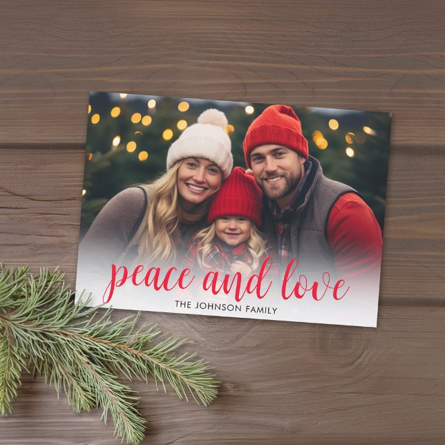 1 Foto Weihnachtskript Rotes Grün Kariert Feiertagskarte (1 Photo Modern Christmas Card - Bounce Calligraphy - red background - download option available)