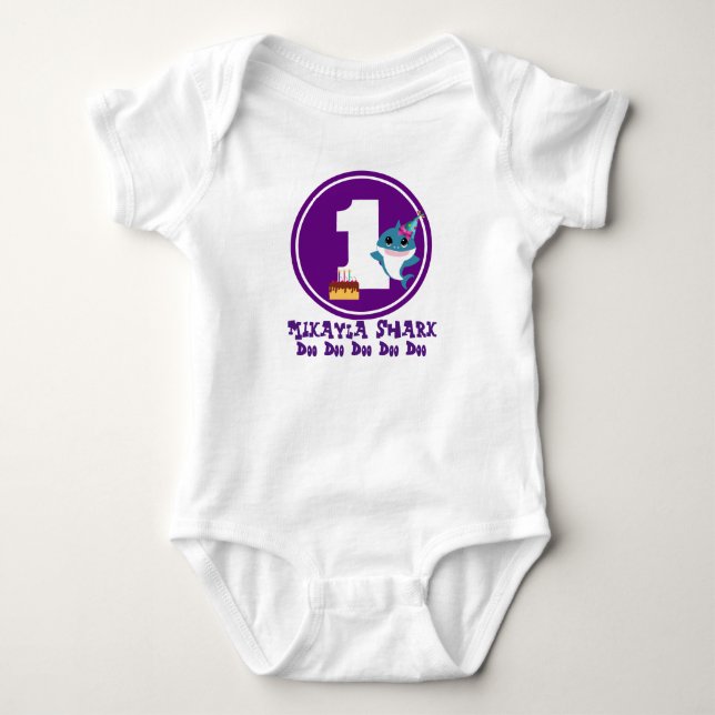 1. Geburtstags-Girl Baby Shark T-Shirt Strampler (Vorderseite)