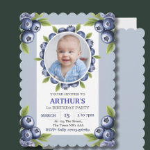 1. Geburtstagsjunge Heidelbeere zum ersten Mal