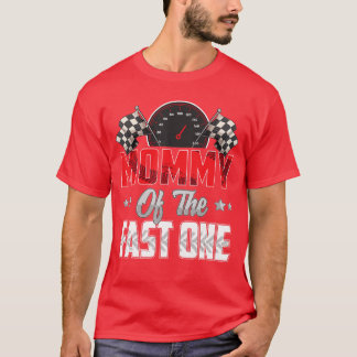 1-jähriges Rennen vor einem Geburtstag 1. Mama T-Shirt