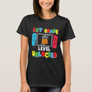 1. Klasse freigeschaltet Zurück zur Schule Erster  T-Shirt