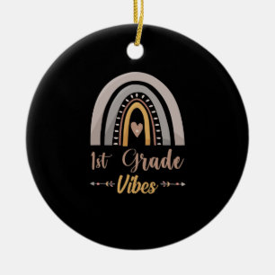 1. Klasse Vibes Regenbogen Erste Klasse Zurück zur Keramik Ornament