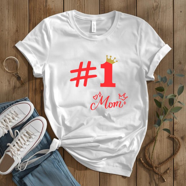 #1 Mom Love Personalized Women’s T-Shirt (Von Creator hochgeladen)