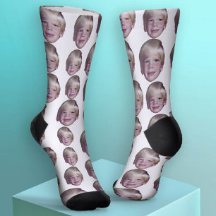 1 Muster des schwebenden Kopfes hinzufügen - Weiß Socken