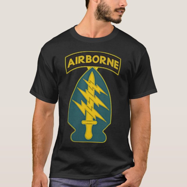 1. Special Forces US Army Green Beret Im Flugzeug  T-Shirt (Vorderseite)