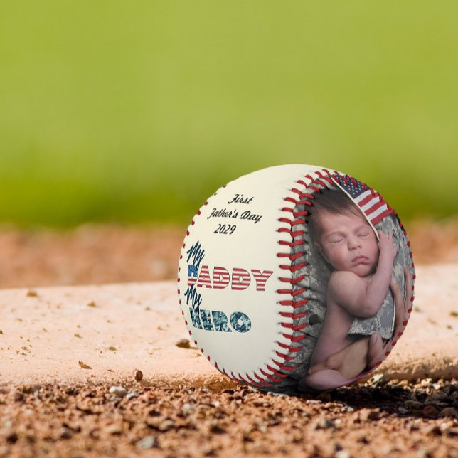 1. Tag des Vaters Mein Papa Mein Held Foto Baseball (Easily personalize this First Father's Day My Daddy My Hero baseball - he'll love it!)