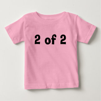 1 von 2 - besonders angefertigt - besonders baby t-shirt