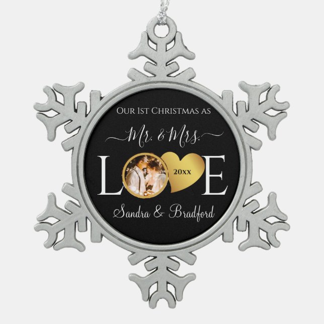 1. Weihnachten als Frau Newlyweds Holiday Schneeflocken Zinn-Ornament (Vorderseite)