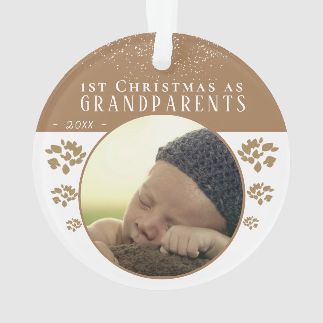 1. Weihnachten als Großeltern Beige Baby Foto Ornament (Rückseite)