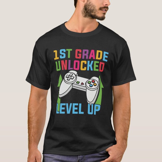 1ST GRADE LEVEL UNLOCKED Video Game Back to School T-Shirt (Vorderseite)