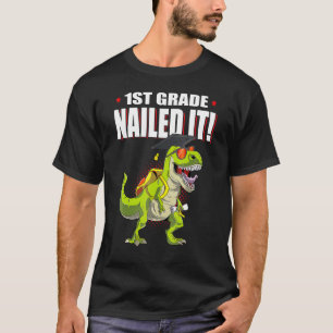 1te Grade nails It Rex Dinosaurier Abschluss Kids T-Shirt