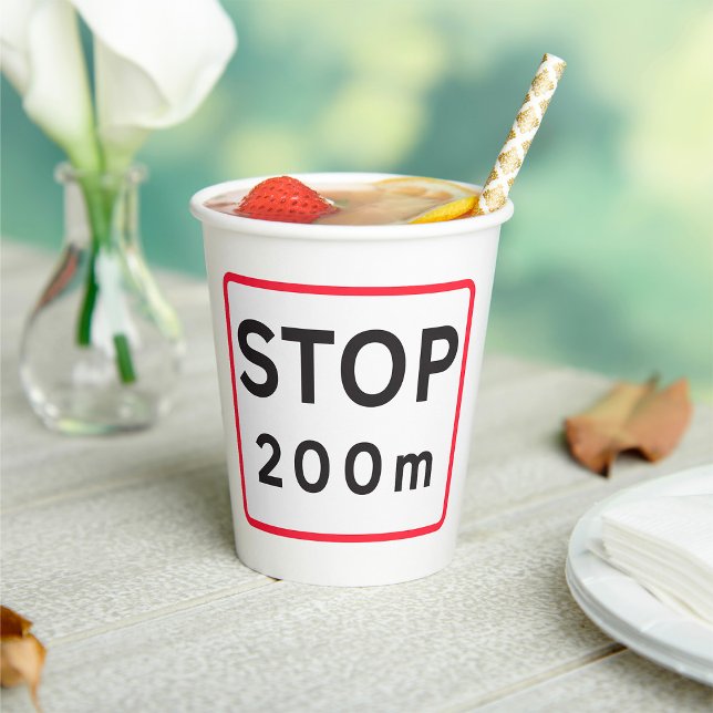 200 m lange Haltestelle für die Verkehrswarnung Pappbecher (Von Creator hochgeladen)
