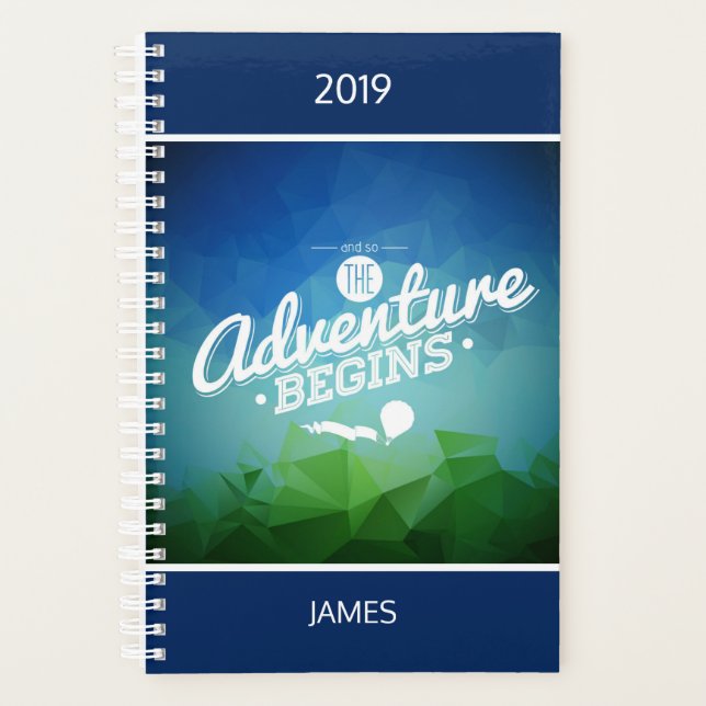 2019 und so beginnt das Abenteuer mit Personalisie Planer (Vorderseite)