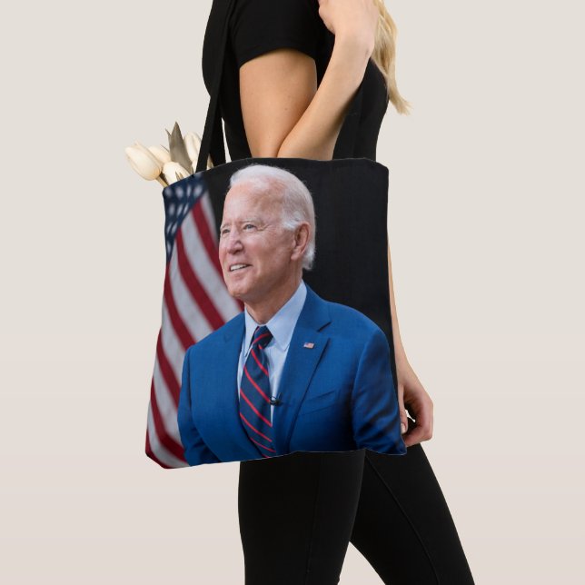 2021 Joe Biden US-Präsident Portrait (Von Nahem)