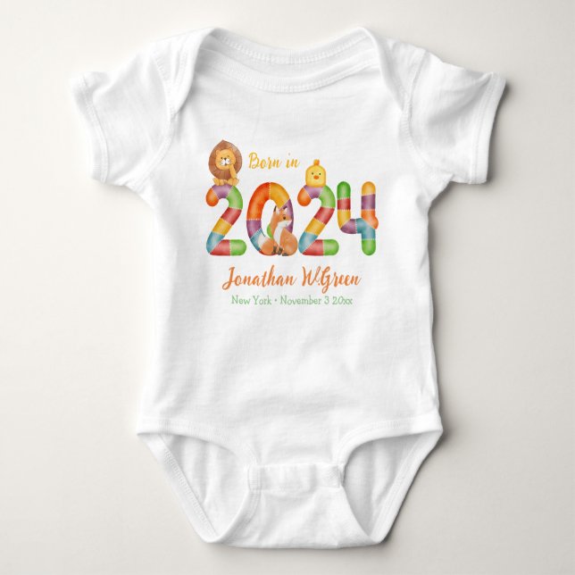 2024 geborenes Geschenk für personalisierte Kleink Baby Strampler (Vorderseite)