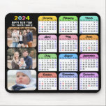 2024 Kalender Modernes Foto Schwarzer Familie farb Mousepad<br><div class="desc">2024 Kalender auf dem Fotocollage-Mouse-Pad der Modernen Schwarzen 3 Familie mit einem farbenfrohen Kalender 2024 mit Bundesstaatlichen Ferien in den USA. Alle Texte sind so vorbereitet,  dass Sie sie einfach und schnell mit Ihren eigenen Details personalisieren können.</div>