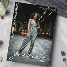 2024 Minimalistisches Script Uni Graduate Foto