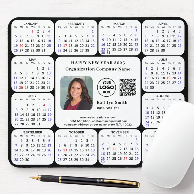 2025 Calendar Business Foto Logo QR Modernes Schwa Mousepad (Von Creator hochgeladen)
