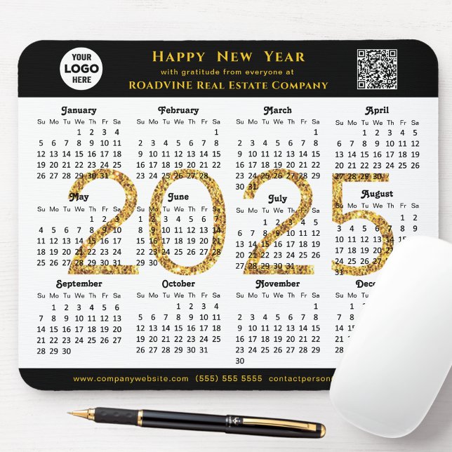 2025 Calendar Business-Logo QR Modernes Schwarzes  Mousepad (Von Creator hochgeladen)