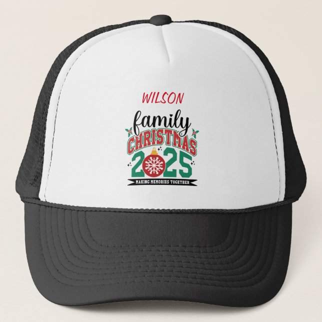 2025 Family Name Christmas  Designs Truckerkappe (Vorderseite)