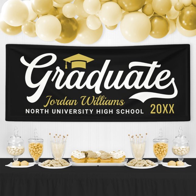 2025 Graduate Gold Black Script Custom Abschluss Banner (Von Creator hochgeladen)