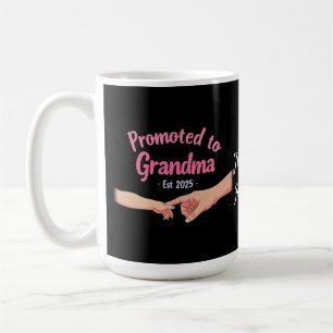 2025 in Oma gegründet Ankündigung Kaffeetasse