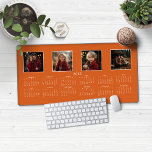 2025 Kalender Modern Burnt Orange Foto Collage Schreibtischunterlage<br><div class="desc">2025 Kalender Minimalistischer klassischer Stil Schreibtisch matte Maus Pad in Terracotta Burnt Orange mit Ihrem Namen und 4 Ihrer Lieblings-Fotos! 🌟 Dies ist für 2025 🌟 Diese Version ist in chic Burnt Orange, aber die Farben können leicht angepasst werden! Bitte kontaktieren Sie uns unter cedarandstring@gmail.com , wenn Sie Hilfe beim...</div>