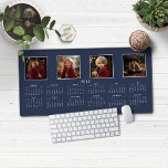 2025 Kalender Navy Blue Modern Foto Collage Schreibtischunterlage<br><div class="desc">2025 Calendar Volljährig Minimalistisch Classic Navy Blue Desk Mat Maus Pad mit Ihrem Namen und 4 Ihrer Lieblings-Fotos! 🌟 Dies ist für 2025 🌟 Diese Version ist in chic Navy Blue, aber die Farben können leicht angepasst werden! Bitte kontaktieren Sie uns unter cedarandstring@gmail.com , wenn Sie Hilfe beim Design oder...</div>