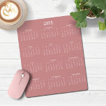 2025 Moderne Minimalistische Rose Rosa Kalender Mousepad<br><div class="desc">🌟 Dies ist für 2025 🌟 2025 Modern Simple Rose Pink and White Calendar Mouse Pad mit einem einfachen,  minimalistischen Kalender im Jahr auf einen Blick. Die Farben sind alle anpassbar. Bitte kontaktieren Sie uns unter cedarandstring@gmail.com ,  wenn Sie Hilfe beim Design oder den passenden Produkten benötigen.</div>