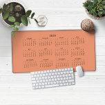 2025 Moderne Terracotta Rost Orange Kalender Schreibtischunterlage<br><div class="desc">🌟 Dies ist für 2025 🌟 2025 Moderne Terracotta Rost Orange Kalender Desk Mat Mouse Pad. Diese Version ist in chic erdig orange,  aber die Farben können leicht angepasst werden! Bitte kontaktieren Sie uns unter cedarandstring@gmail.com ,  wenn Sie Hilfe beim Design oder den passenden Produkten benötigen.</div>
