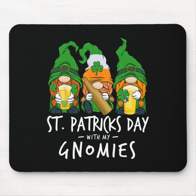 2025 St. Patricks Day mit meinen Gnomies beim Bier Mousepad (Vorne)