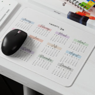 2026 VOLLES JAHR KALENDER PASTEL HANDSCHRIFTLICHE  MOUSEPAD