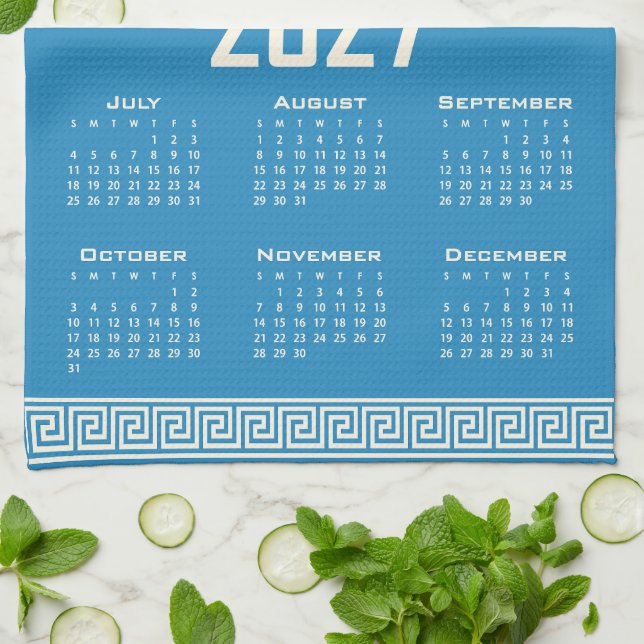 2027 Calendar, Greek Fret, Cosmic Latte on Blue Geschirrtuch (Gefaltet)