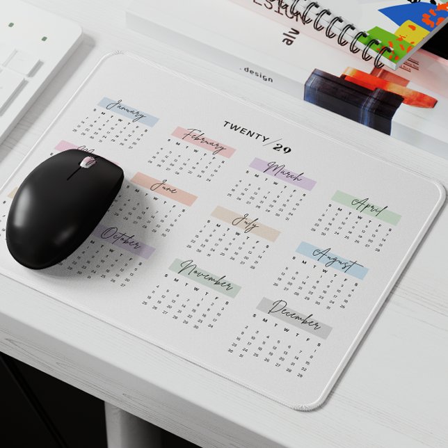 2029 VOLLES JAHR KALENDER PASTEL HANDSCHRIFTLICHE  MOUSEPAD (Von Creator hochgeladen)