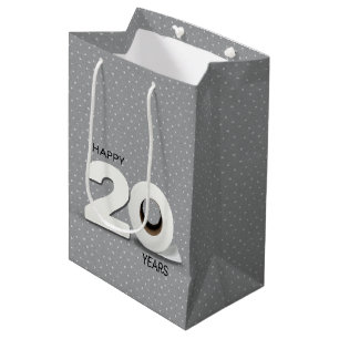 20. Geburtstag Toilettenpapierrolle auf Stecknadel Mittlere Geschenktüte
