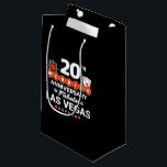 20th Wedding Anniversary Las Vegas Trip Kleine Geschenktüte<br><div class="desc">Unique 20th anniversary gift for husband & wife or married paares taking a romantic weekend getaway to Las Vegas to celebrate 20 years of marriage! Novelty souvenir to remember your Vegas trip as hat das zweite Honeymoon vacation or wedding party you never had. "20th Wedding Anniversary in Fabulous Las Vegas...</div>