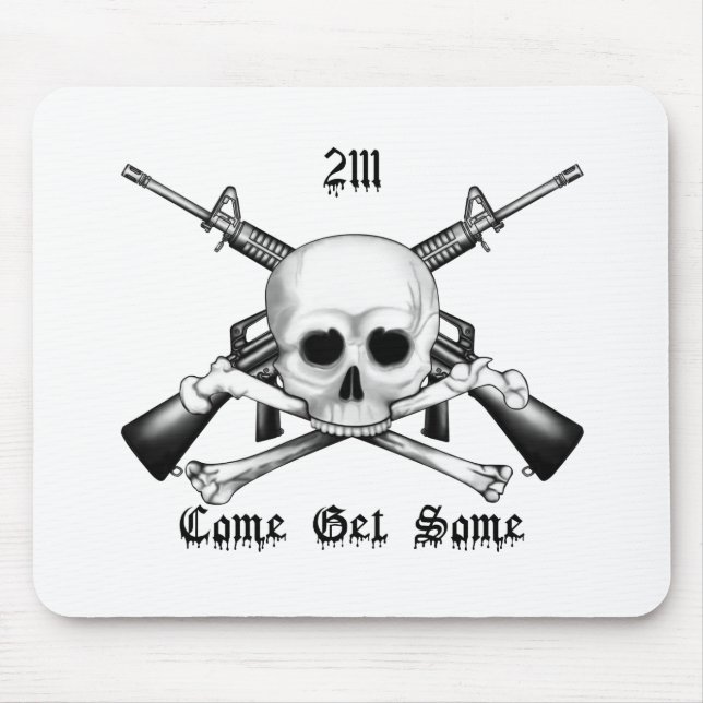 2111, die Waffenmeister kommen, erhalten einiges Mousepad (Vorne)
