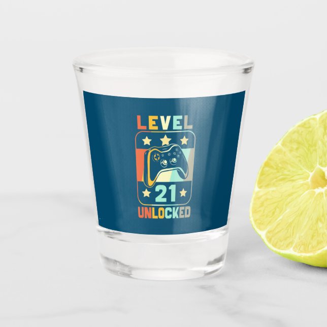 21. Geburtstagsgeschenk | Stufe 21 unverschlossen Schnapsglas (Vorderseite)
