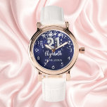 21. Geburtstagsnacht blaue Silberstars Armbanduhr<br><div class="desc">Ein Geschenk zum 21. Geburtstag. Eine marineblau Hintergrundfarbe mit Imitaten silbernen Sternen. Die blaue Farbe ist ungleichmäßig. Fügen Sie einen Namen,  ein Datum hinzu.</div>