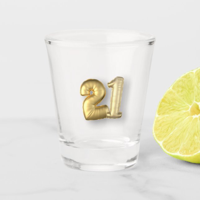 21 schließlich legal schnapsglas (Vorderseite)