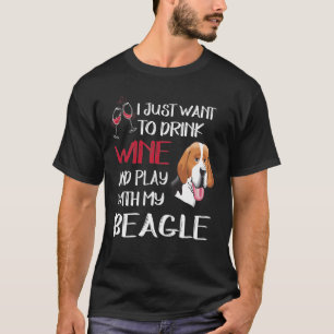 220 Wein trinken und mit meinem Beagle spielen T-Shirt