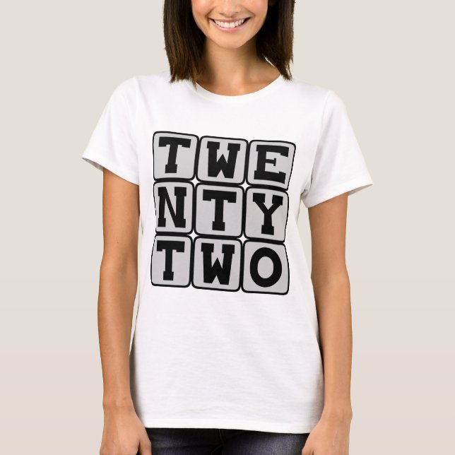 22, 22 T-Shirt (Vorderseite)